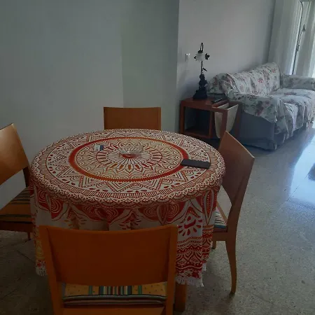 La Casa De La Tita Homestay Malaga